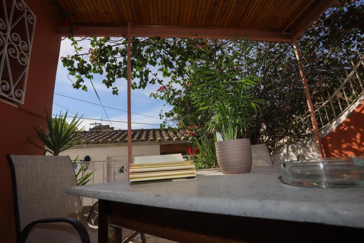 Appartement Family House At Corfu Town Extérieur photo